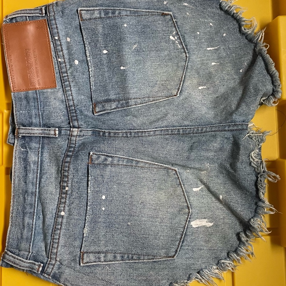 One Teaspoon paint splatter Vintage-Inspired Jean Shorts